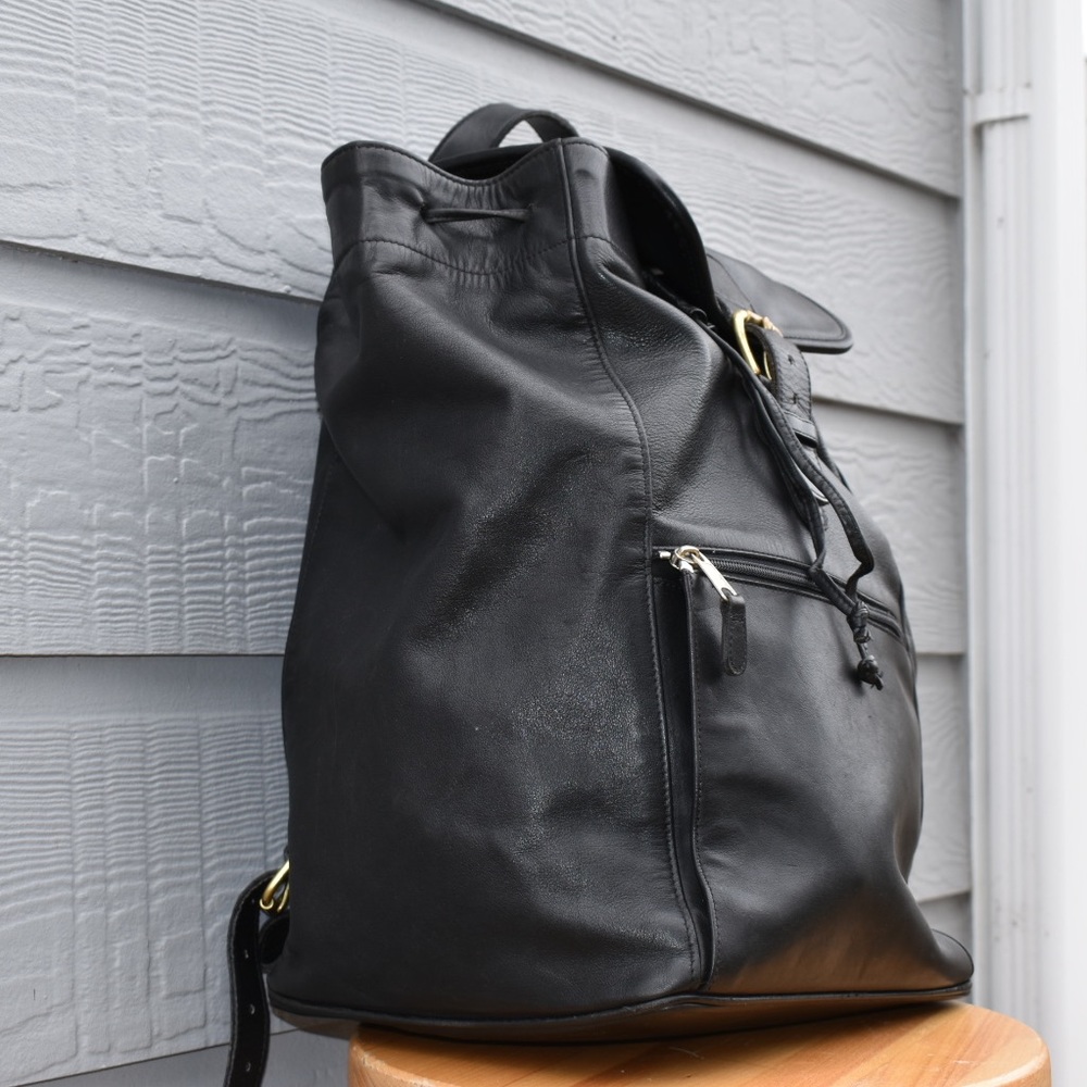 Vintage Coach XL Leather Backpack - Black - Picture 2 of 15